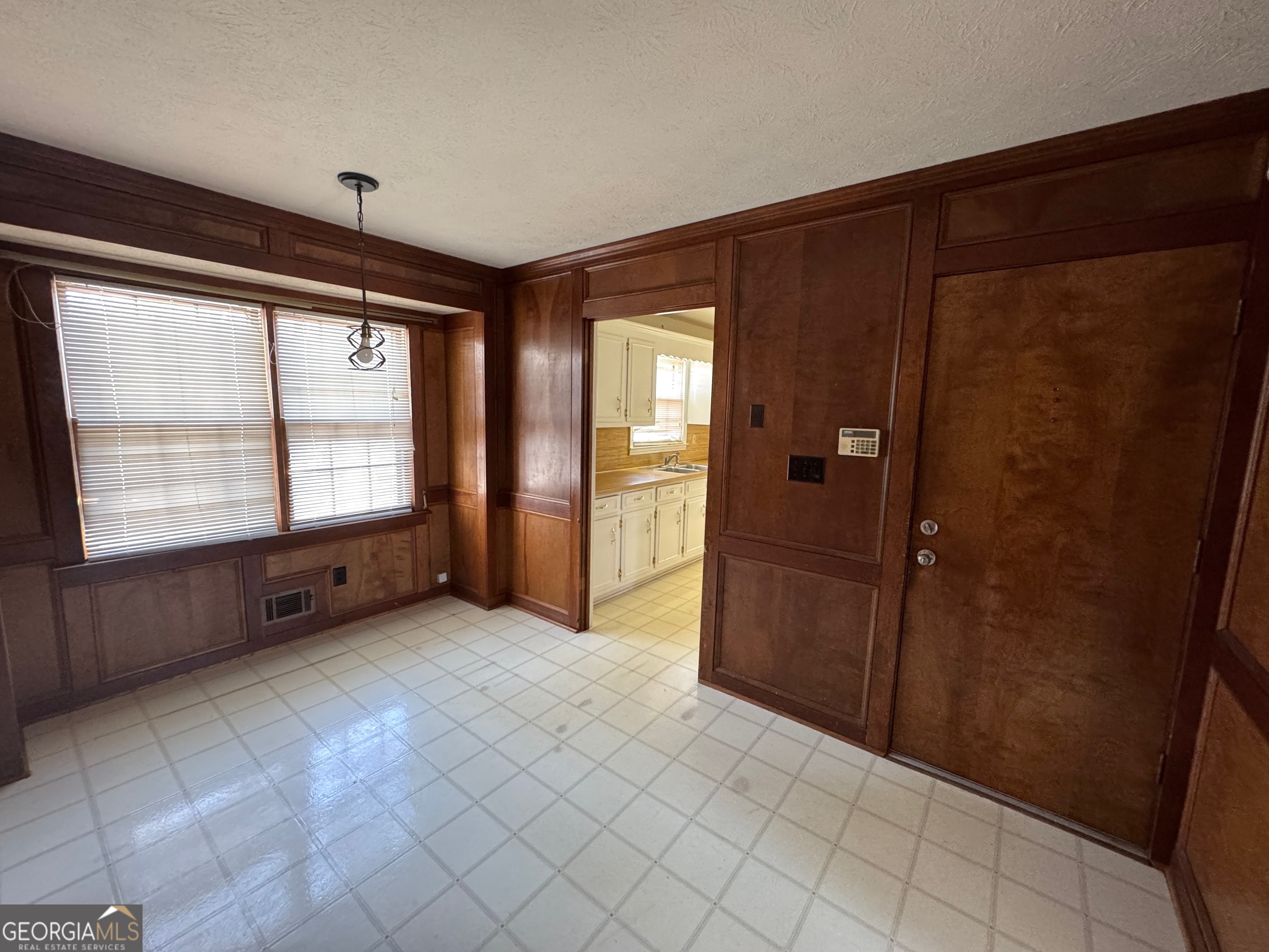 3154 Topawa Place Lithonia, GA 30038 - Photo 9 of 16