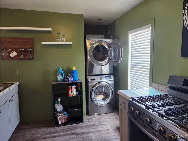 $165,000 | 319 Burnet Avenue, Unit 1, Syracuse, NY 13203