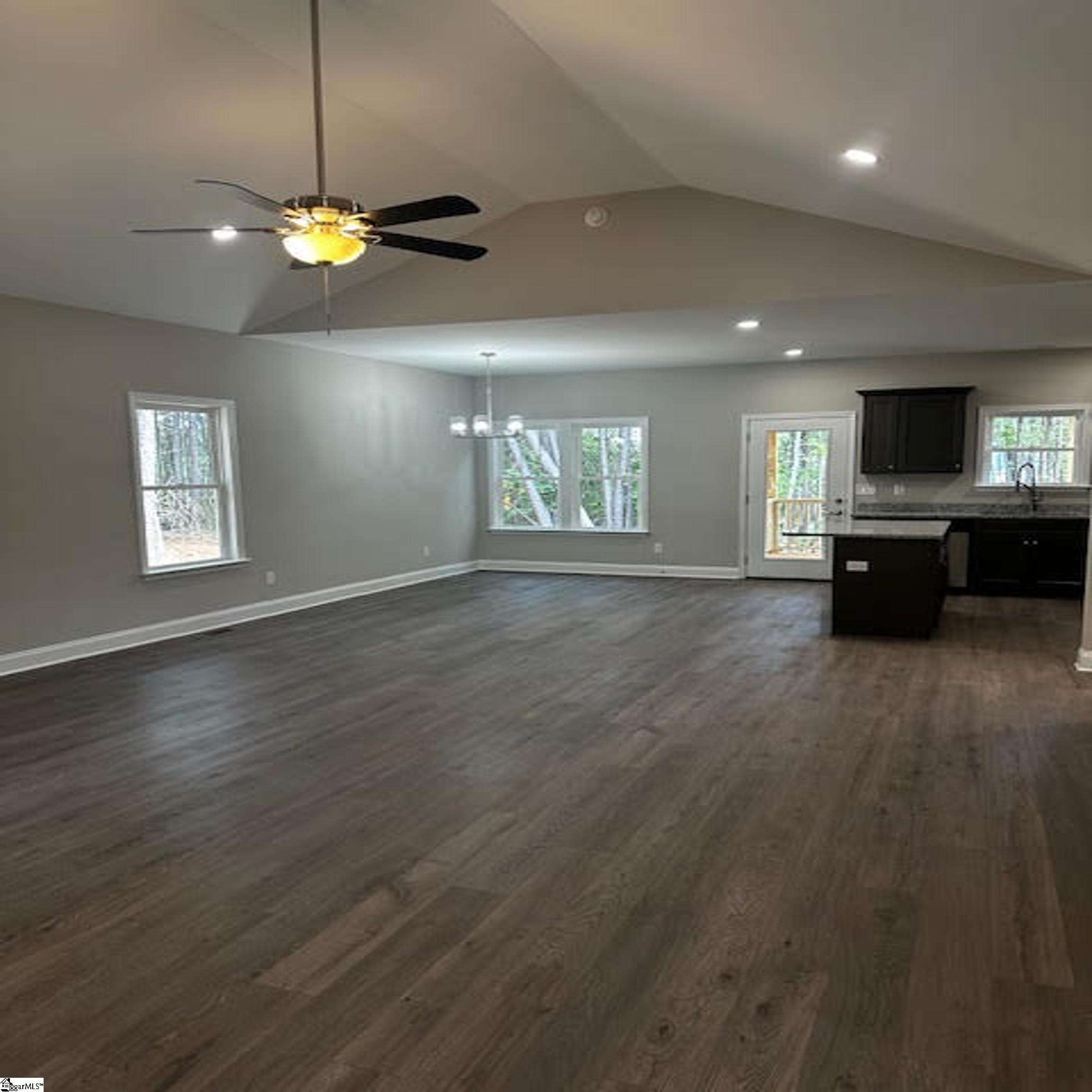 476 Cedar Hill Road Six Mile, SC 29682 - Photo 9 of 22 Gallery Image 9