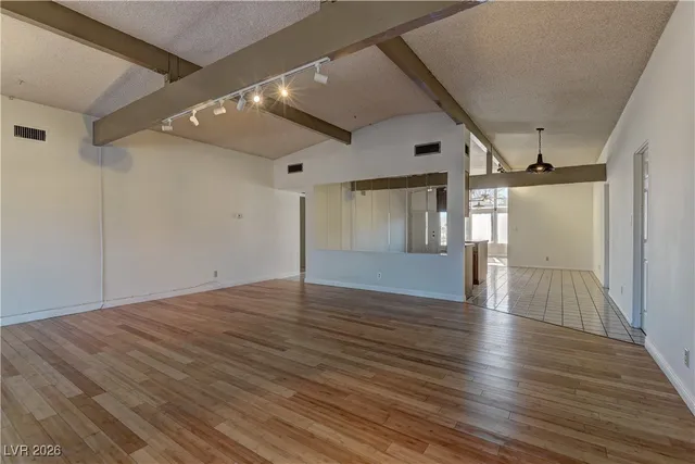 $2,299 | 6309 Rassler Avenue, Las Vegas, NV 89107