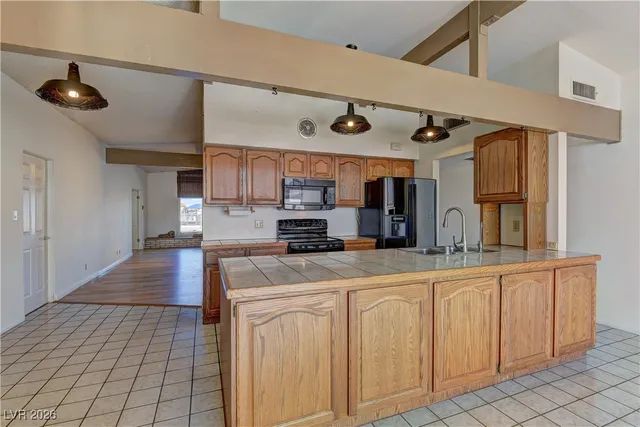 $2,299 | 6309 Rassler Avenue, Las Vegas, NV 89107