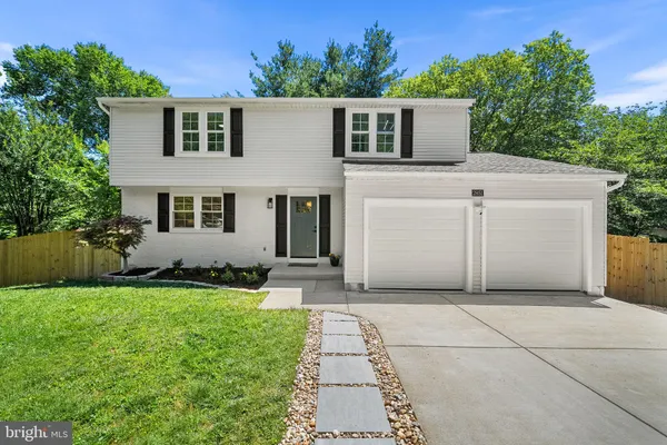 $1,250,000 | 2851 Edgelea Road, Vienna, VA 22181