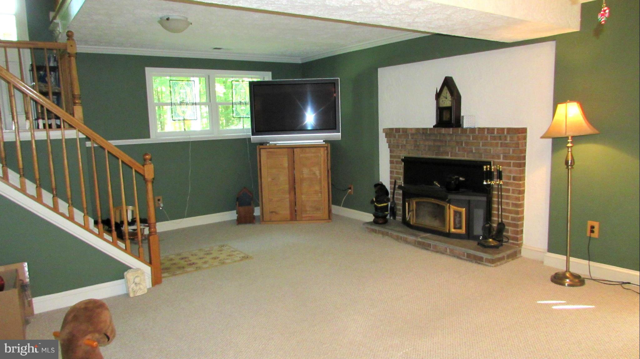 2931 Dalrymple Road Huntingtown, MD 20639 - Photo 19 of 28 Family Room