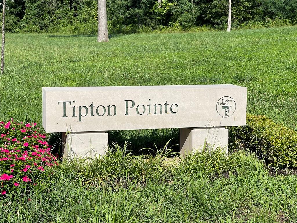 1952 Tipton Pointe Court Columbus, IN 47201 - Photo 1 of 9