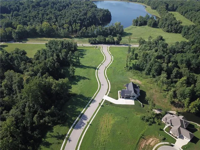 $150,000 | 1952 Tipton Pointe Court, Columbus, IN 47201