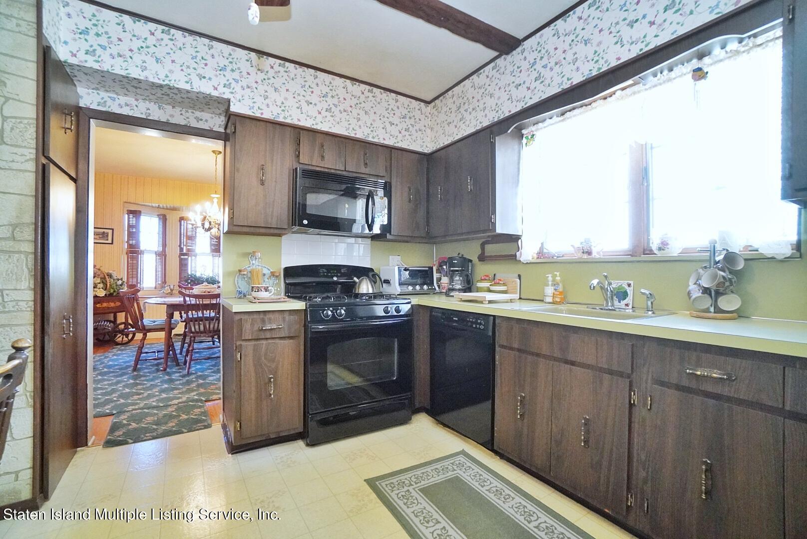 745 West Fingerboard Road Staten Island, NY 10305 - Photo 11 of 33 Photo Feb 28, 12 40 39 PM