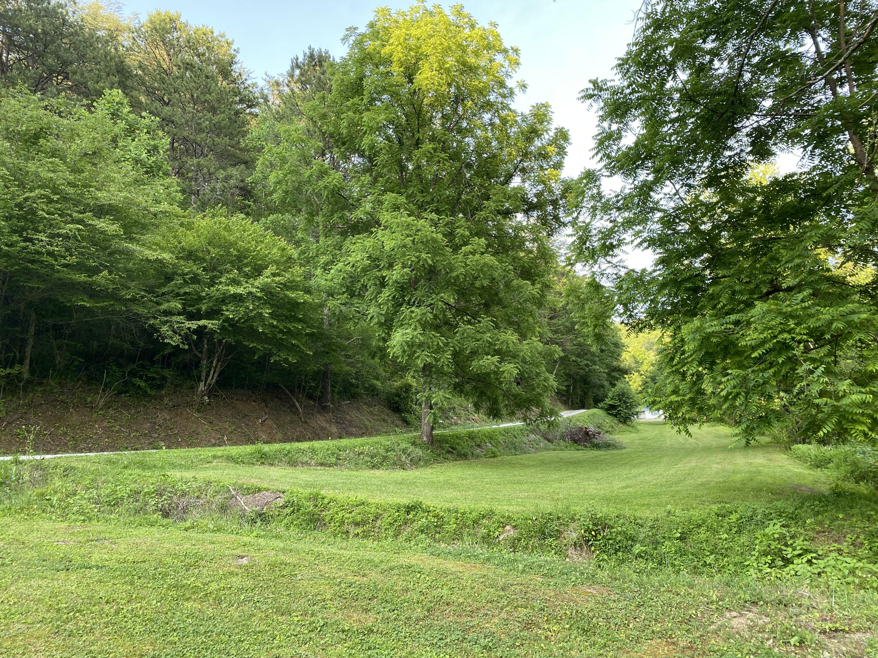 2222 High Knob Road Manchester, KY 40962 - Photo 9 of 9 IMG-2149