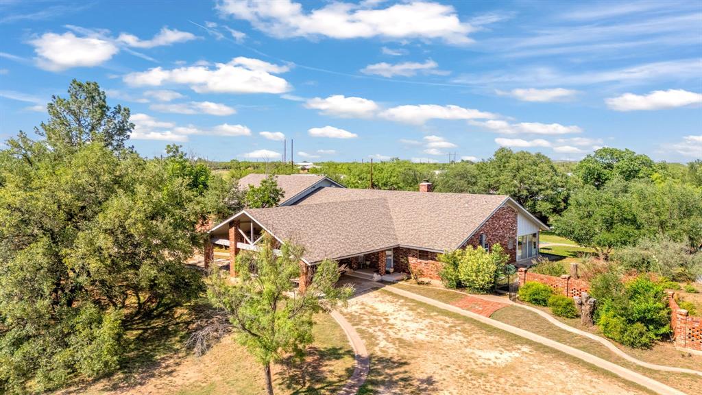 3165 Hayter Road Abilene, TX 79601 - Photo 6 of 39 Main House