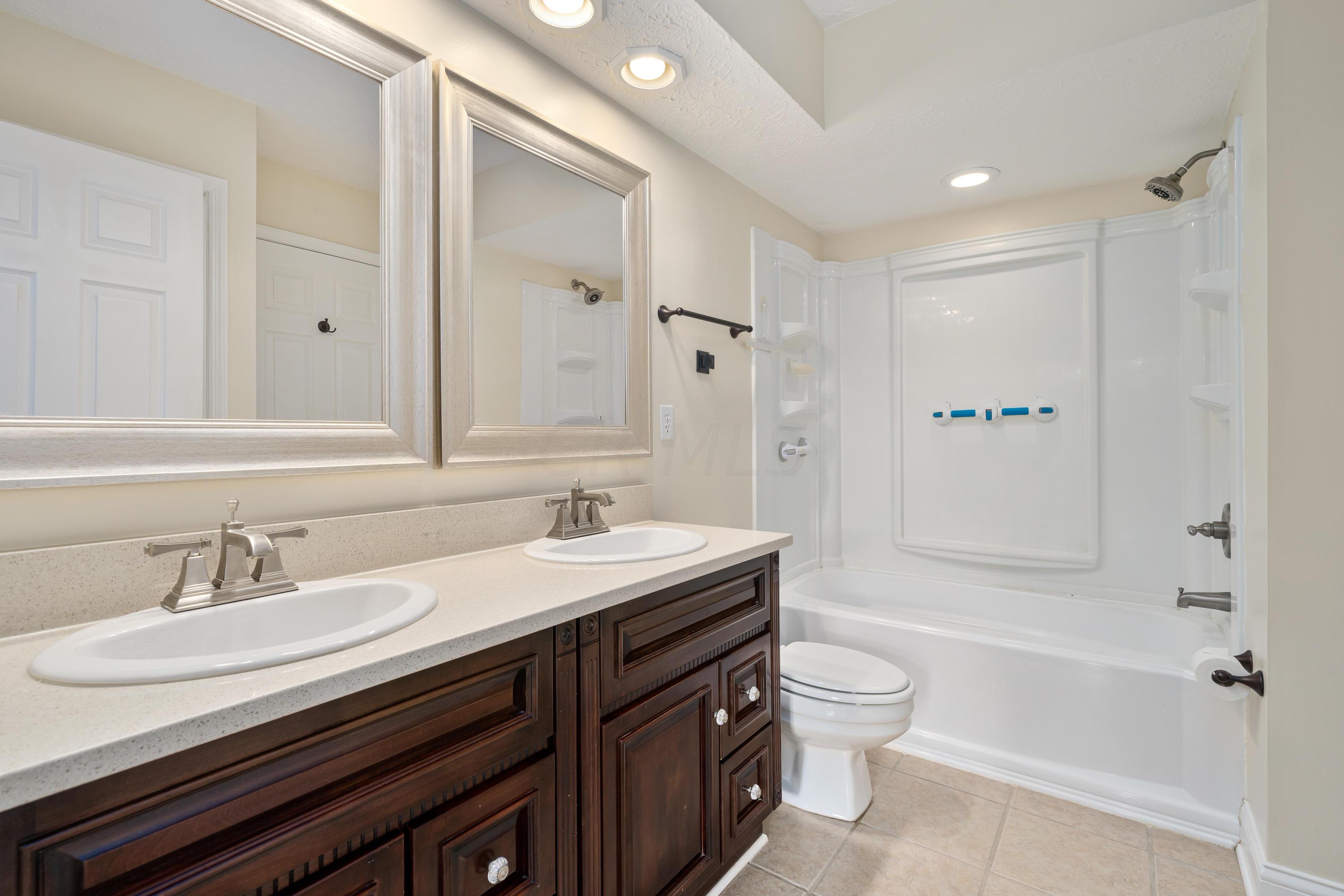 7012 Avery Road Dublin, OH 43017 - Photo 20 of 29 Gallery Image 20