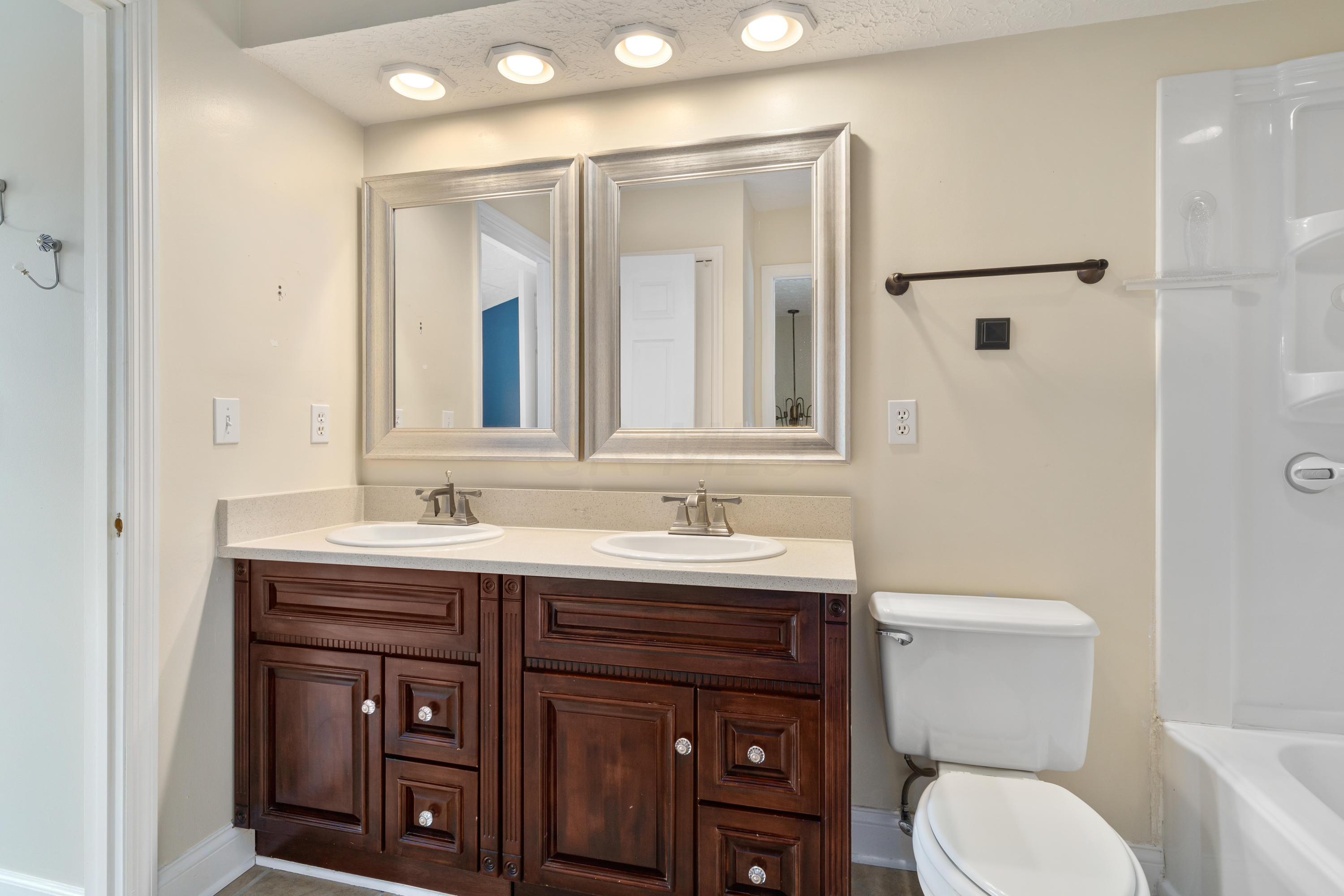 7012 Avery Road Dublin, OH 43017 - Photo 21 of 29 Gallery Image 21