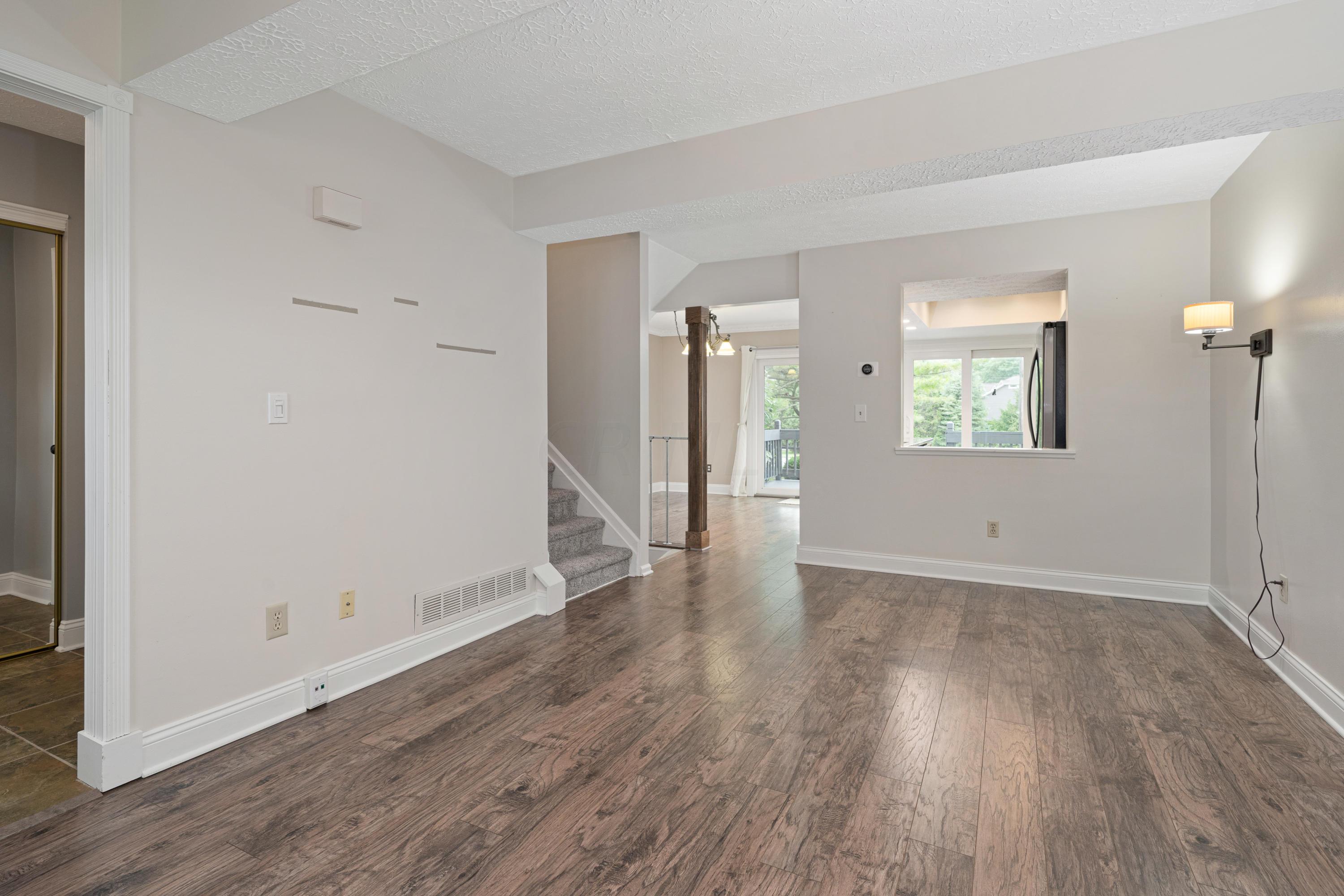 7012 Avery Road Dublin, OH 43017 - Photo 8 of 29 Gallery Image 8