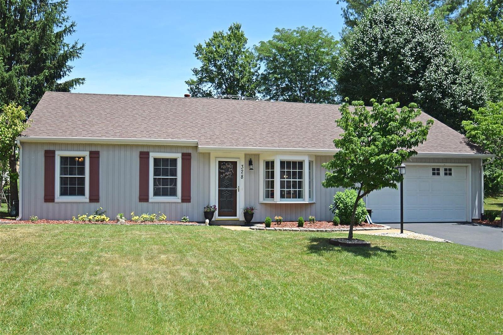 328 Providence Road Ballwin, MO 63011 - Photo 1 of 28 Gallery Image 1