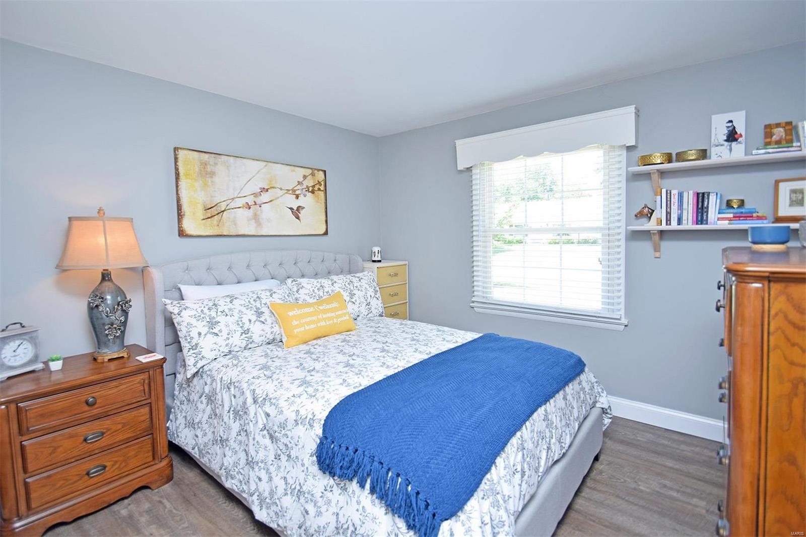 328 Providence Road Ballwin, MO 63011 - Photo 23 of 28 Gallery Image 23
