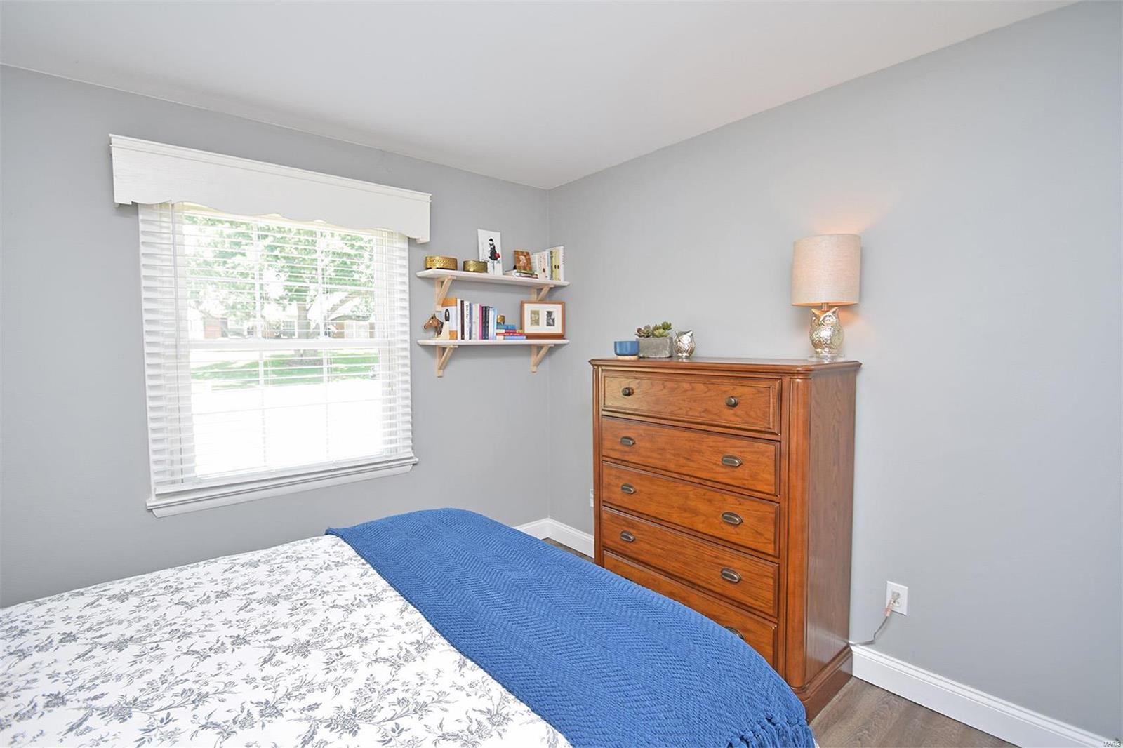 328 Providence Road Ballwin, MO 63011 - Photo 24 of 28 Gallery Image 24