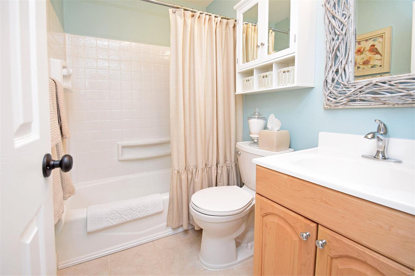 328 Providence Road Ballwin, MO 63011 - Photo 25 of 28 Gallery Image 25