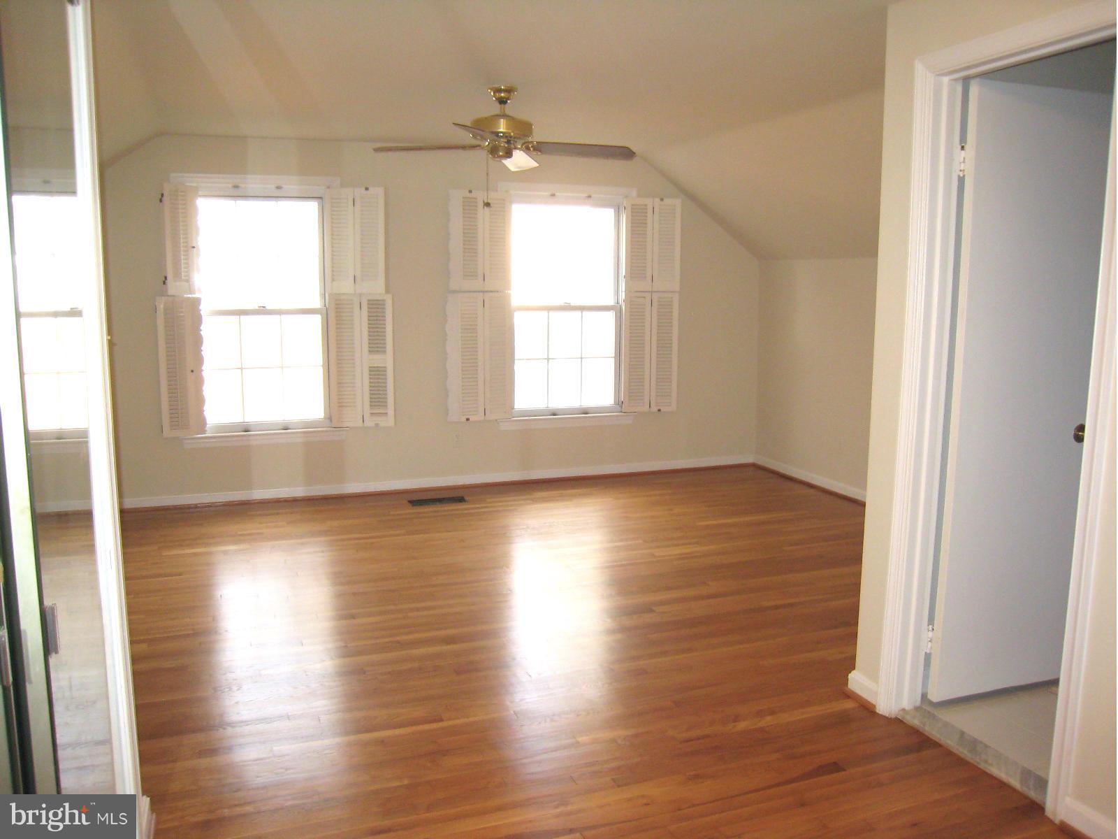 12310 Old Canal Road Potomac, MD 20854 - Photo 9 of 13 Bedroom (Master)