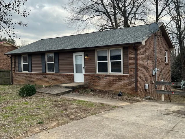 $1,075 | 644 Lafayette Road, Clarksville, TN 37042