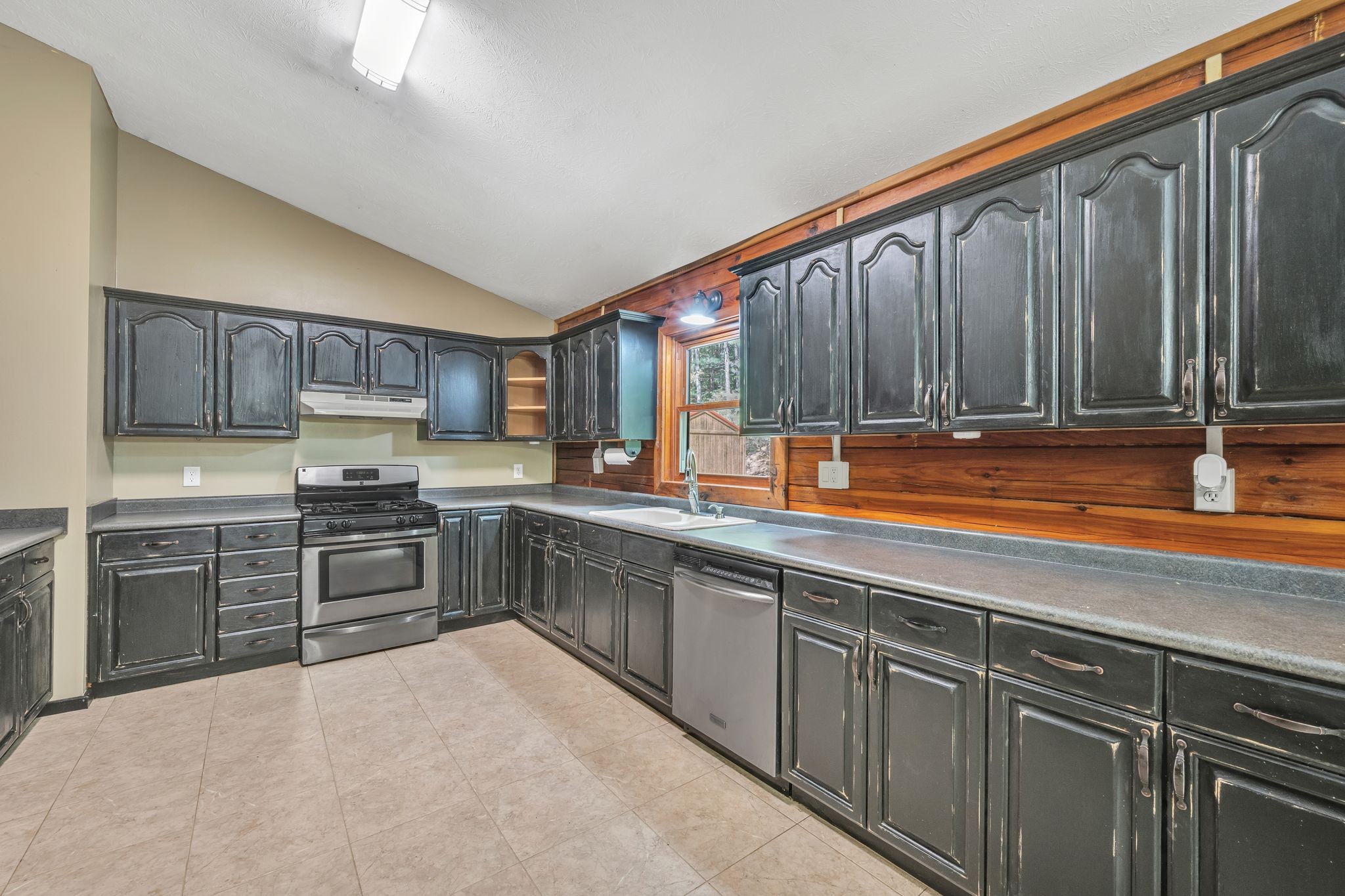 2870 Maple Grove Road Dickson, TN 37055 - Photo 13 of 53