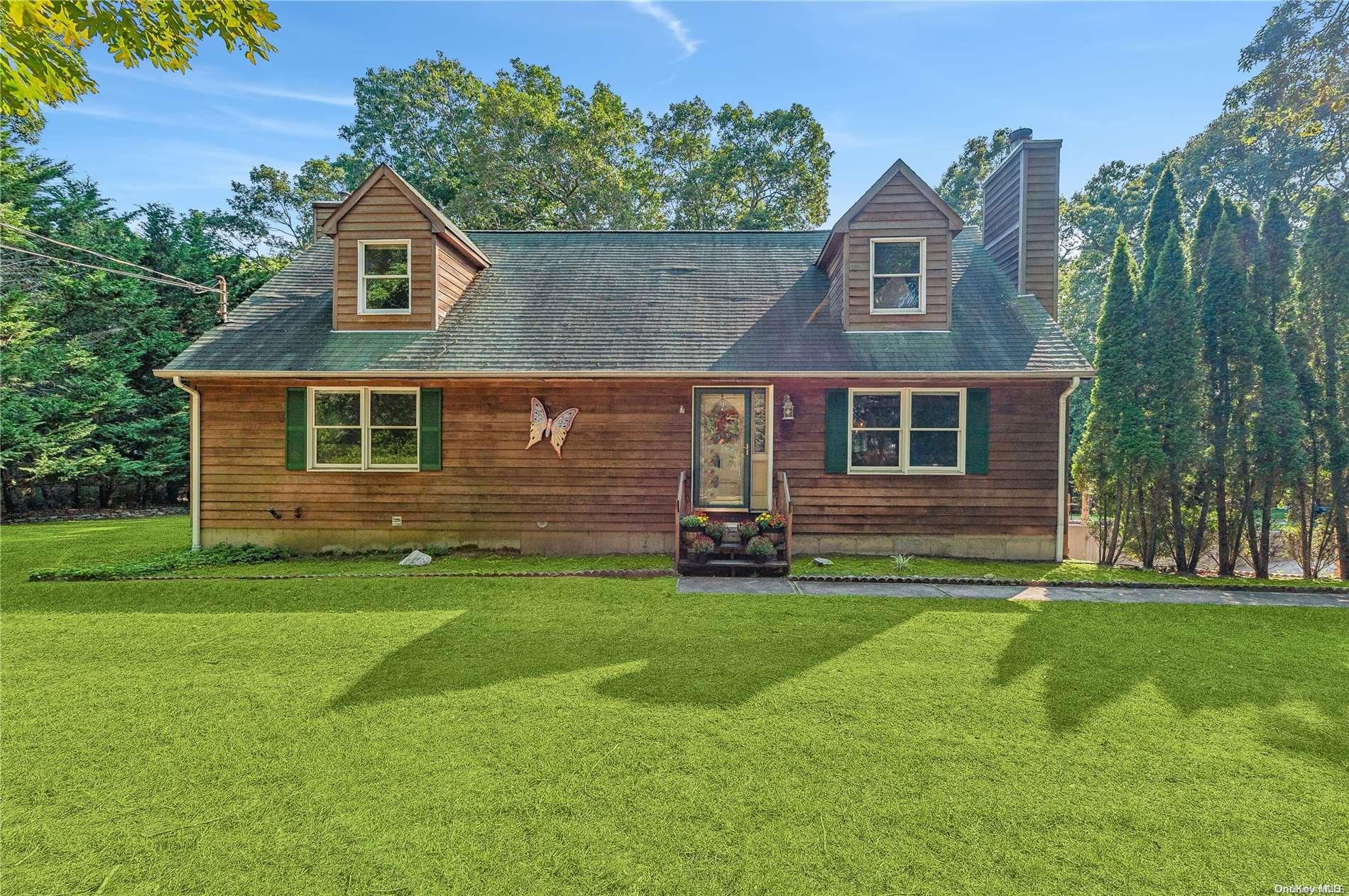 10 Roses Grove Road Southampton, NY 11968 - Photo 1 of 1