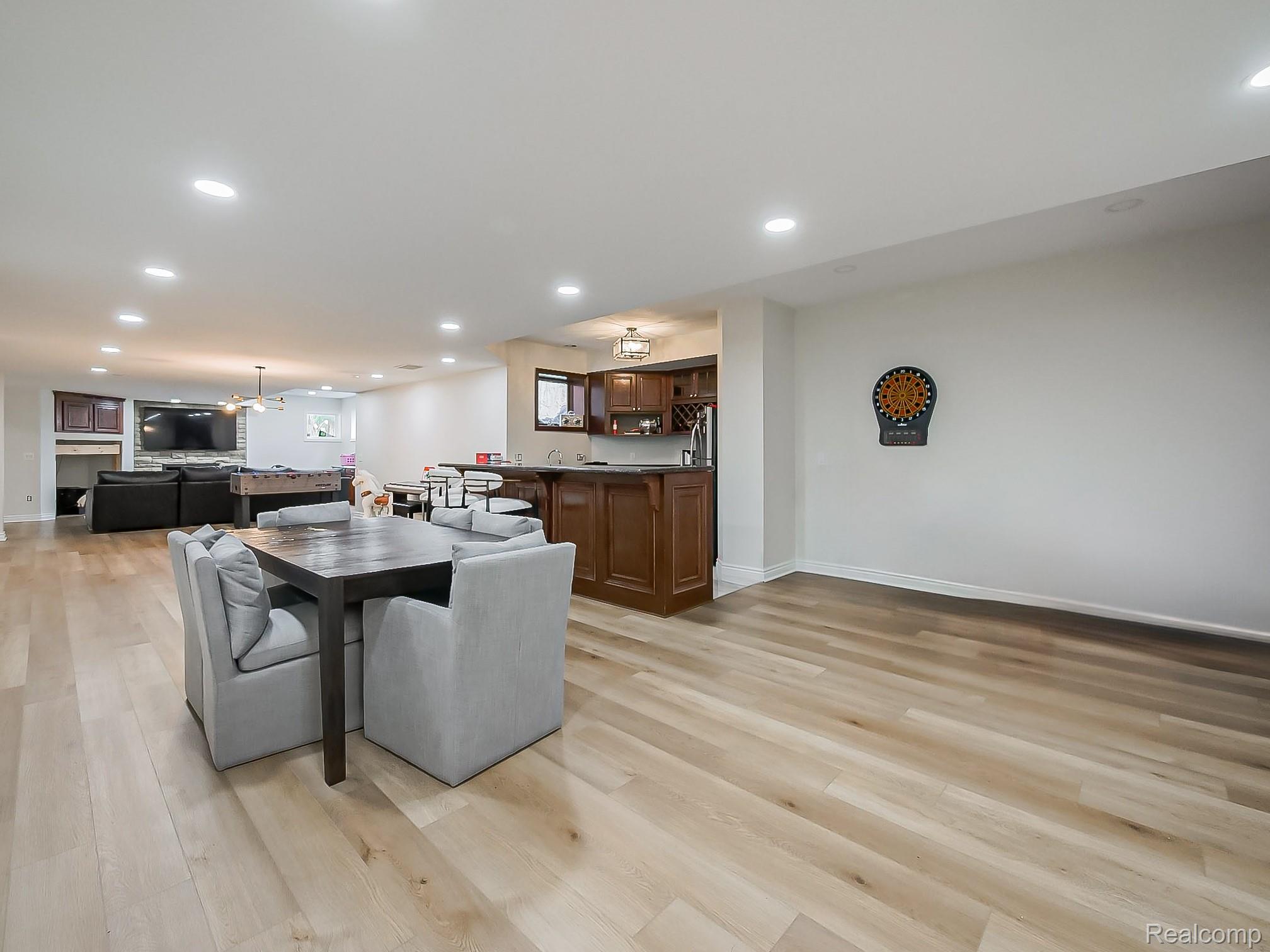 3586 Walnut Brook Drive Rochester, MI 48309 - Photo 47 of 59 Walnut Brook-72.jpg