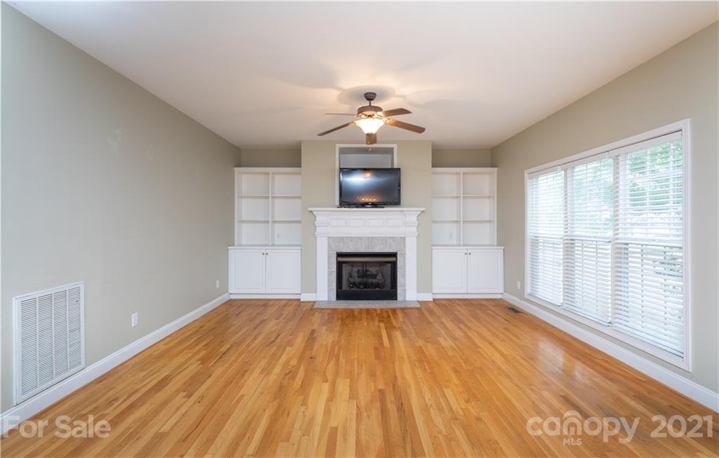 2411 Sandy Ridge Run Rock Hill, SC 29732 - Photo 10 of 29 Gallery Image 10
