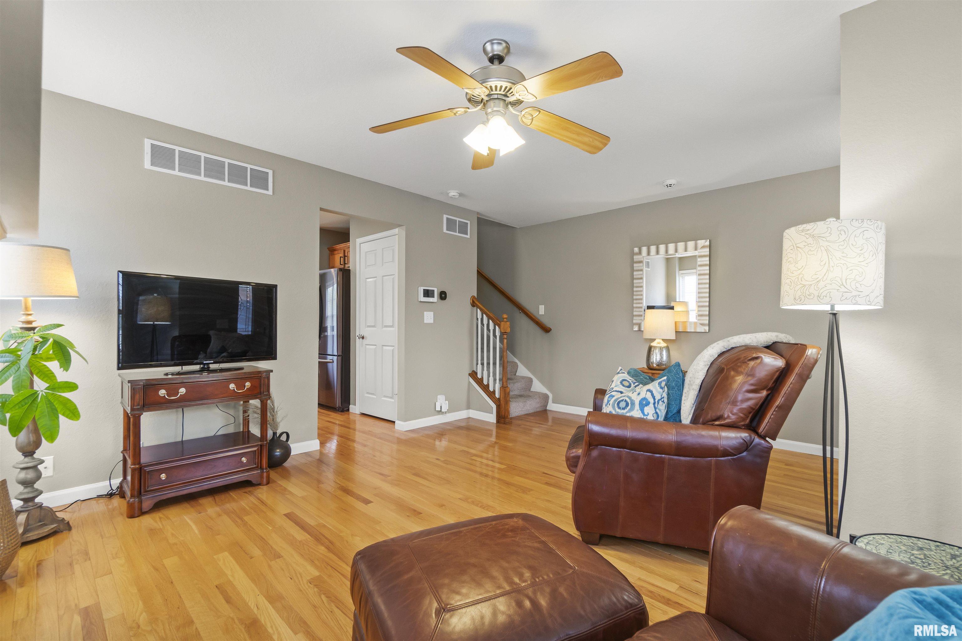 398 Holland Road Germantown Hills, IL 61548 - Photo 8 of 28 Gallery Image 8