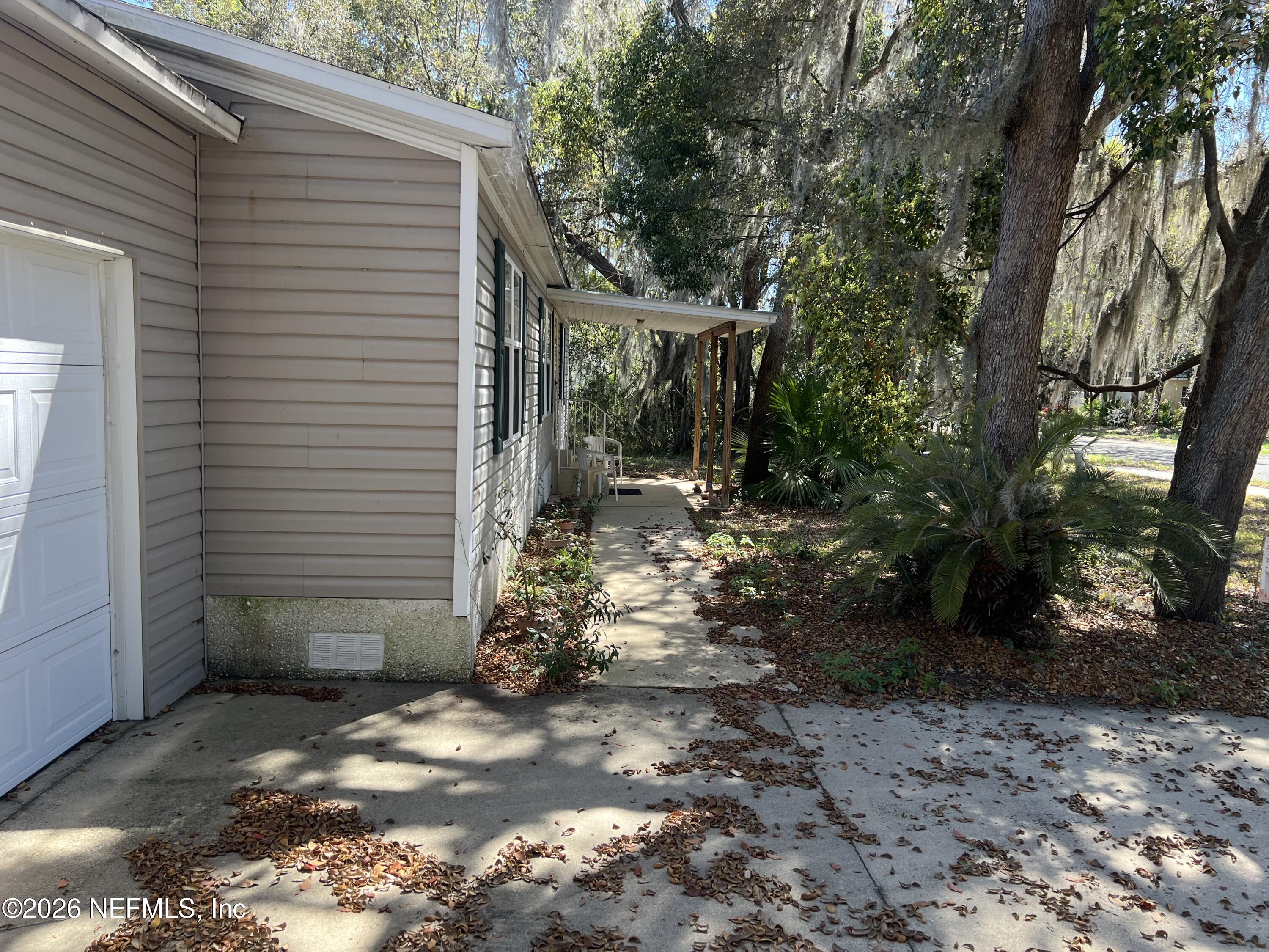 223 Oak Ridge Drive Welaka, FL 32193 - Photo 28 of 38 IMG_6101