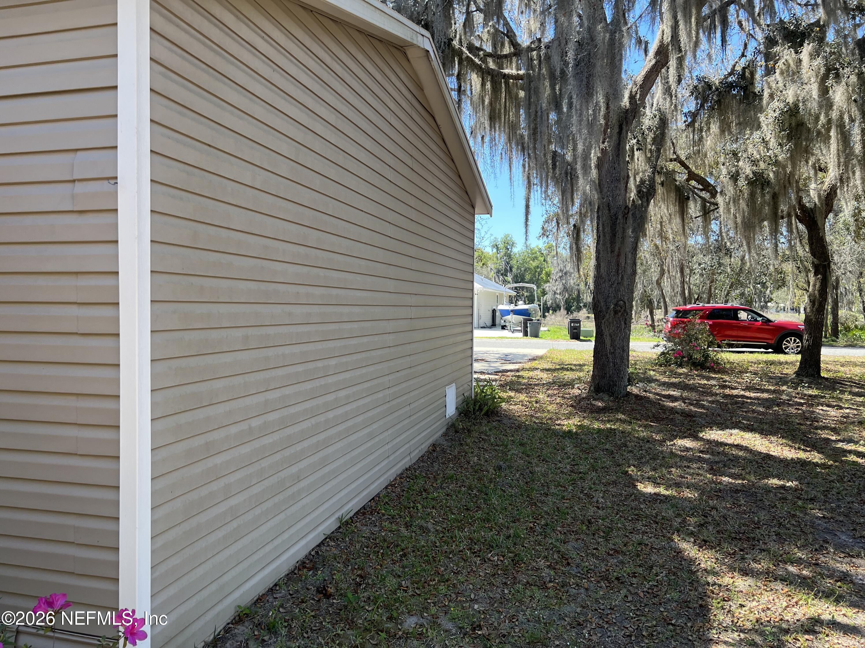 223 Oak Ridge Drive Welaka, FL 32193 - Photo 29 of 38 IMG_6100