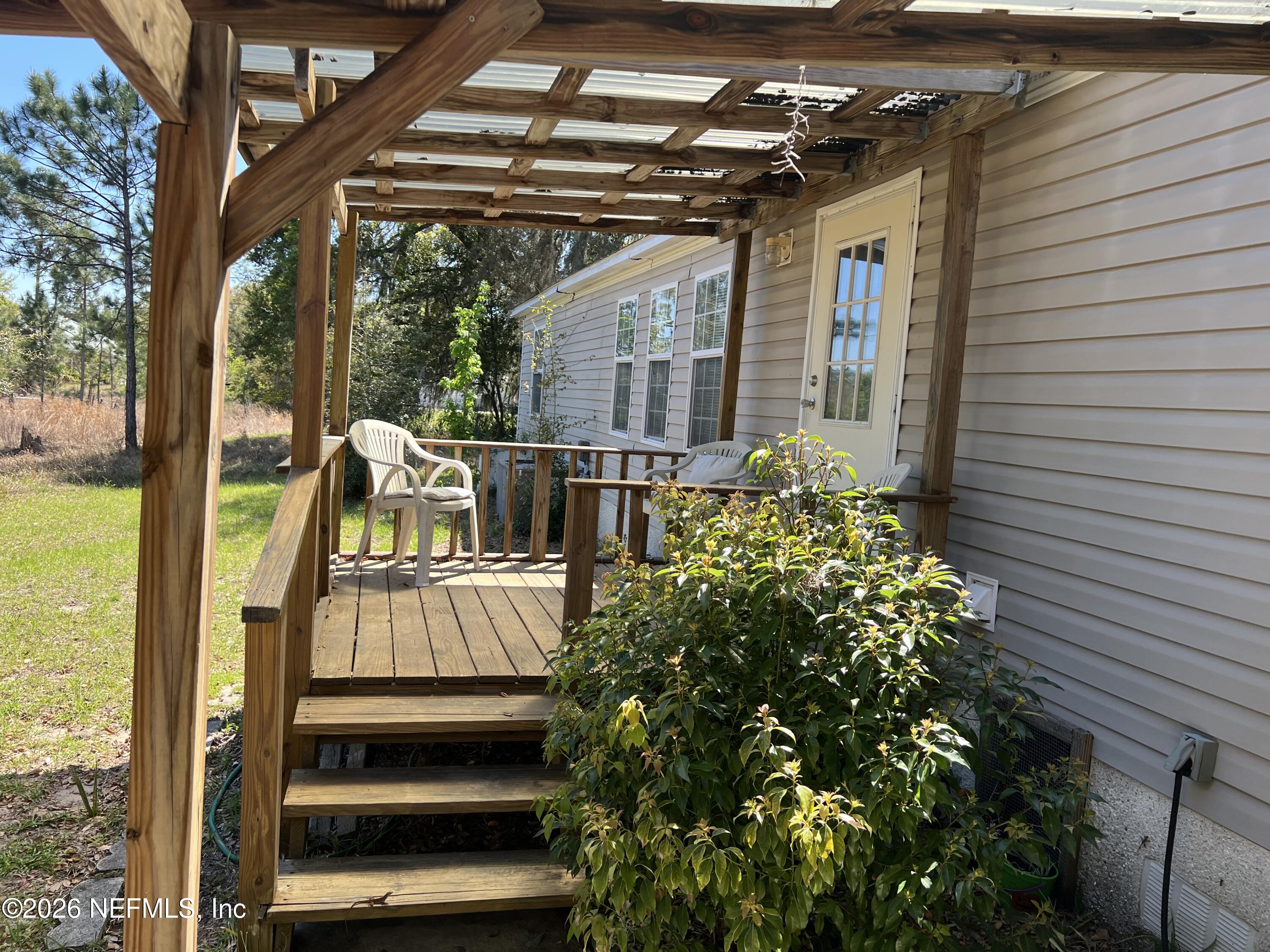 223 Oak Ridge Drive Welaka, FL 32193 - Photo 34 of 38 IMG_6095