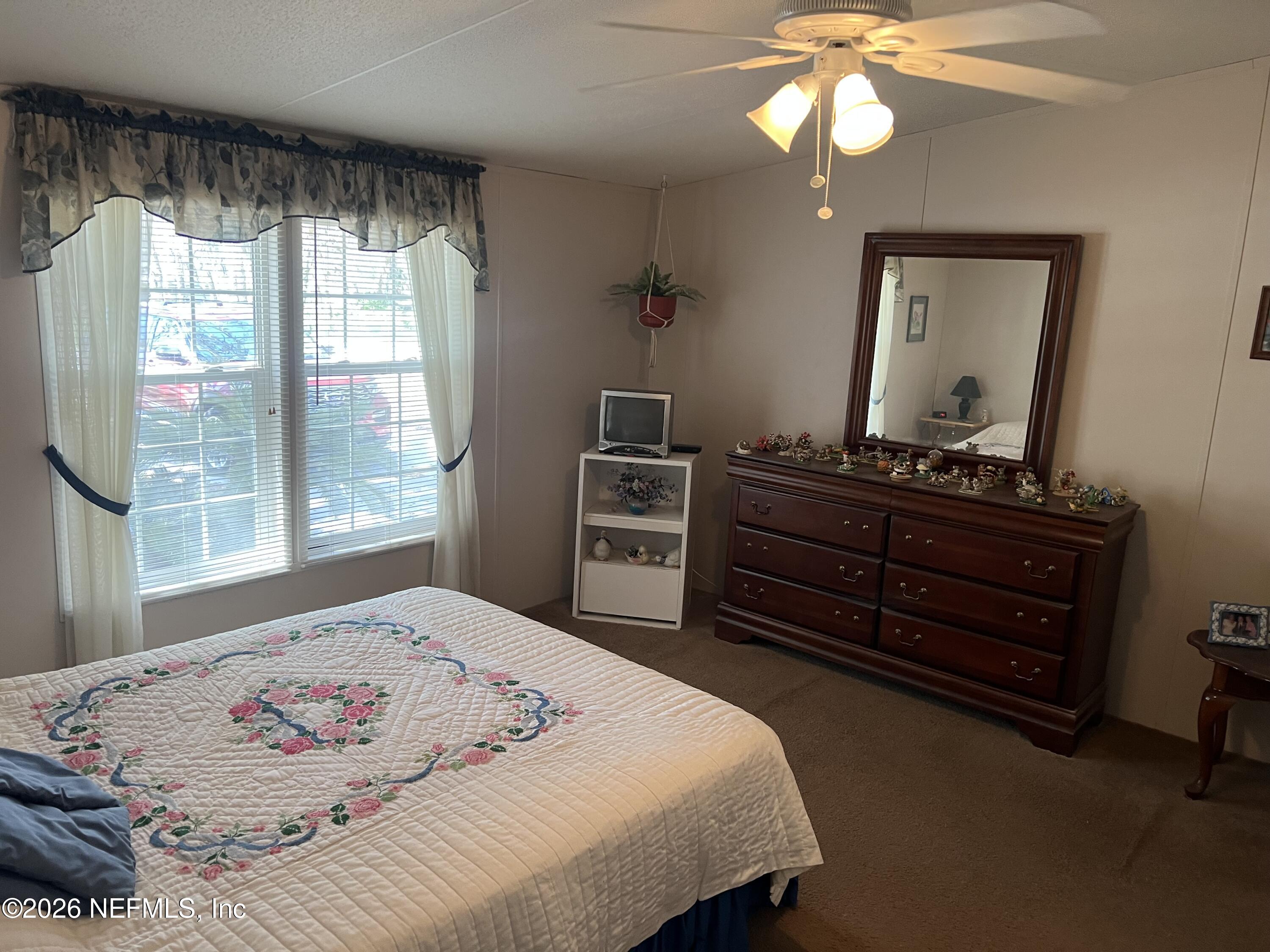 223 Oak Ridge Drive Welaka, FL 32193 - Photo 9 of 38 IMG_6063