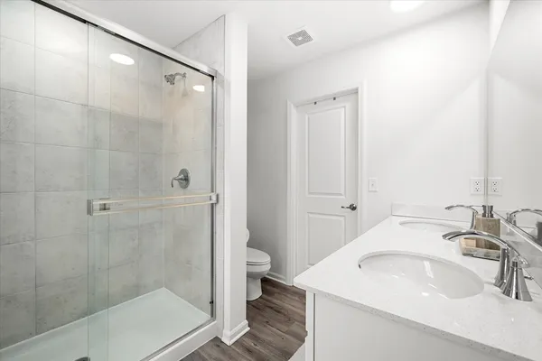 $325,000 | 1125 Hawk Hollow Drive, Yorkville, IL 60560