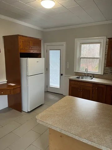$1,600 | 230 A South Street, Unit A, Plainville, MA 02762