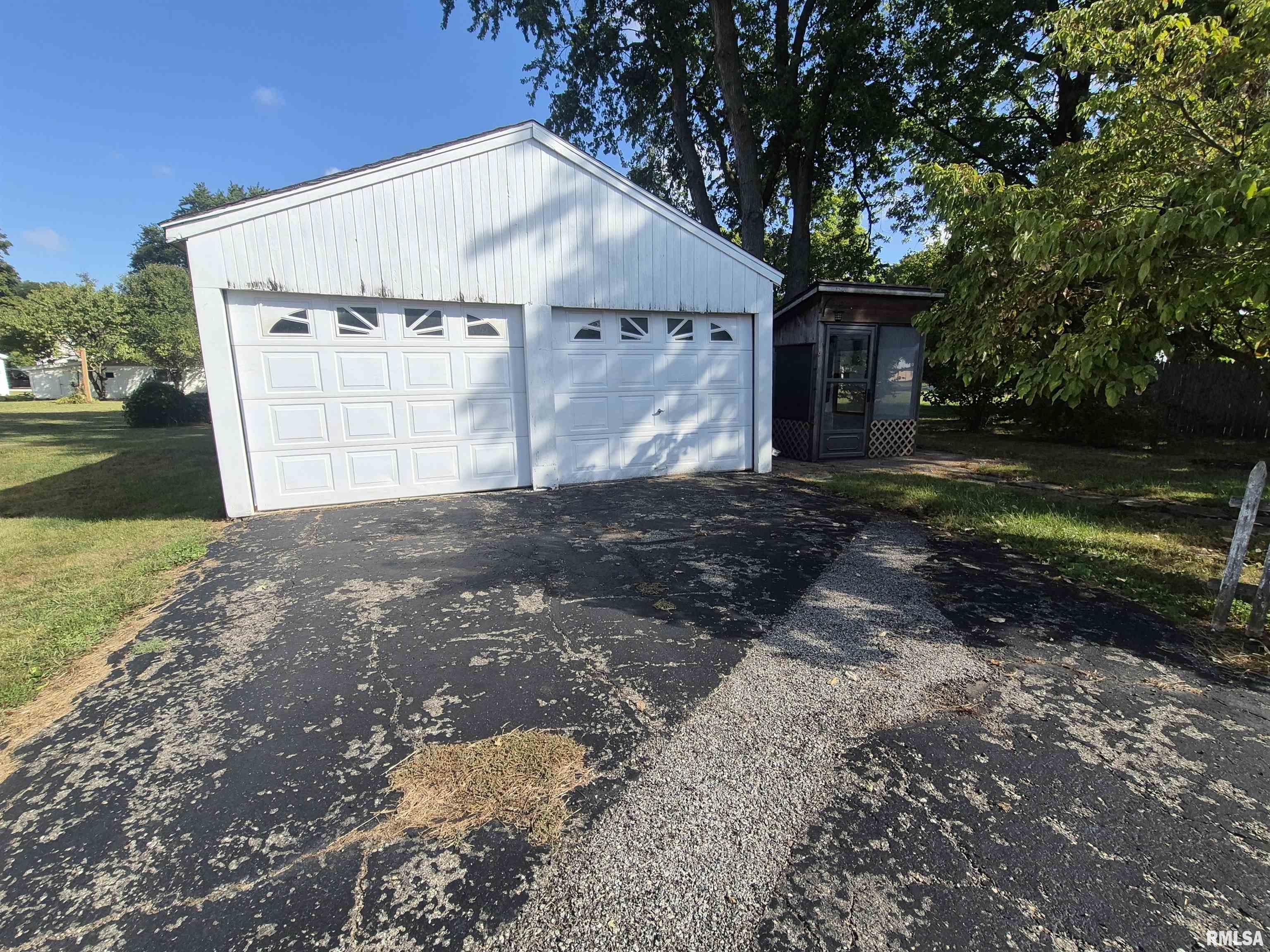 413 East Washington Street Ashland, IL 62612 - Photo 13 of 15