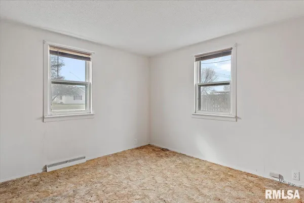 $84,900 | 413 East Washington Street, Ashland, IL 62612