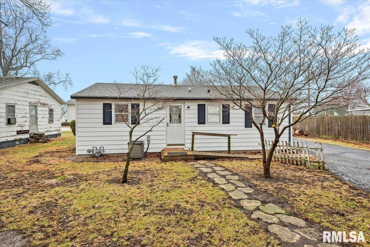 413 East Washington Street Ashland, IL 62612 - Photo 20 of 23