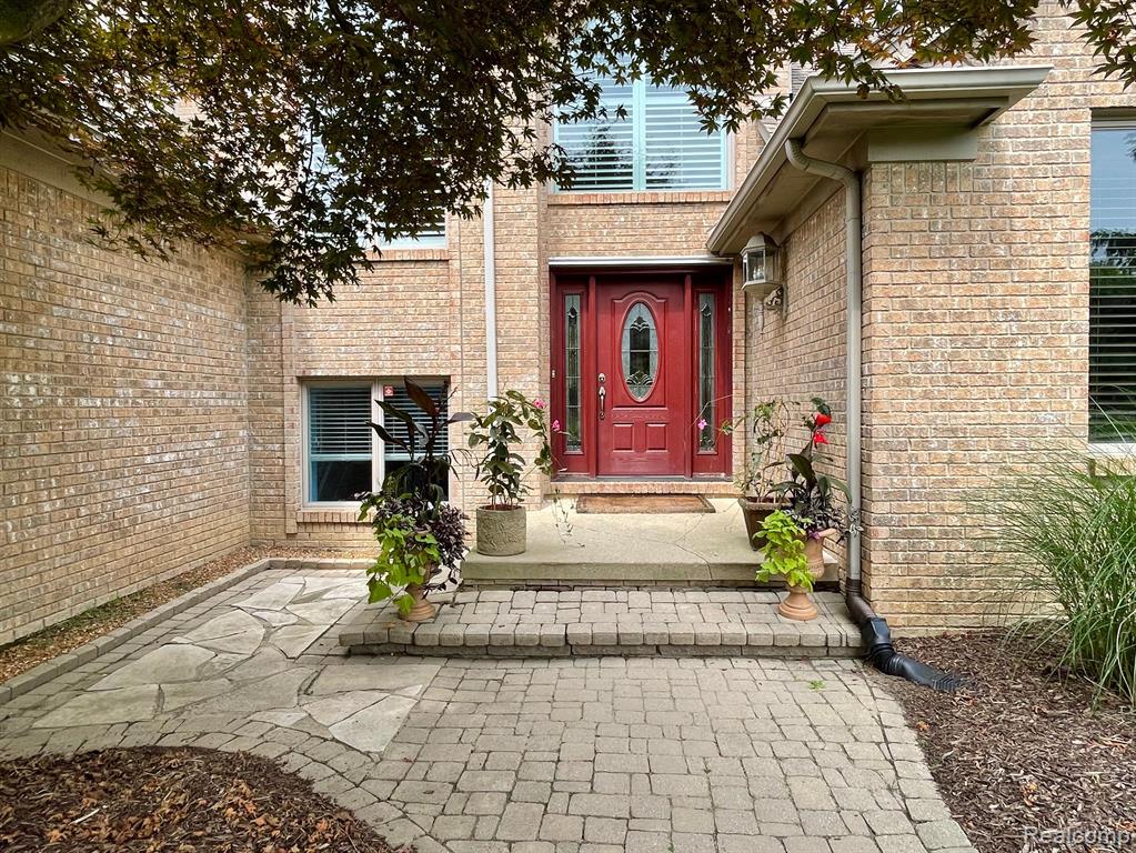 883 Snowmass Drive Rochester Hills, MI 48309 - Photo 5 of 44