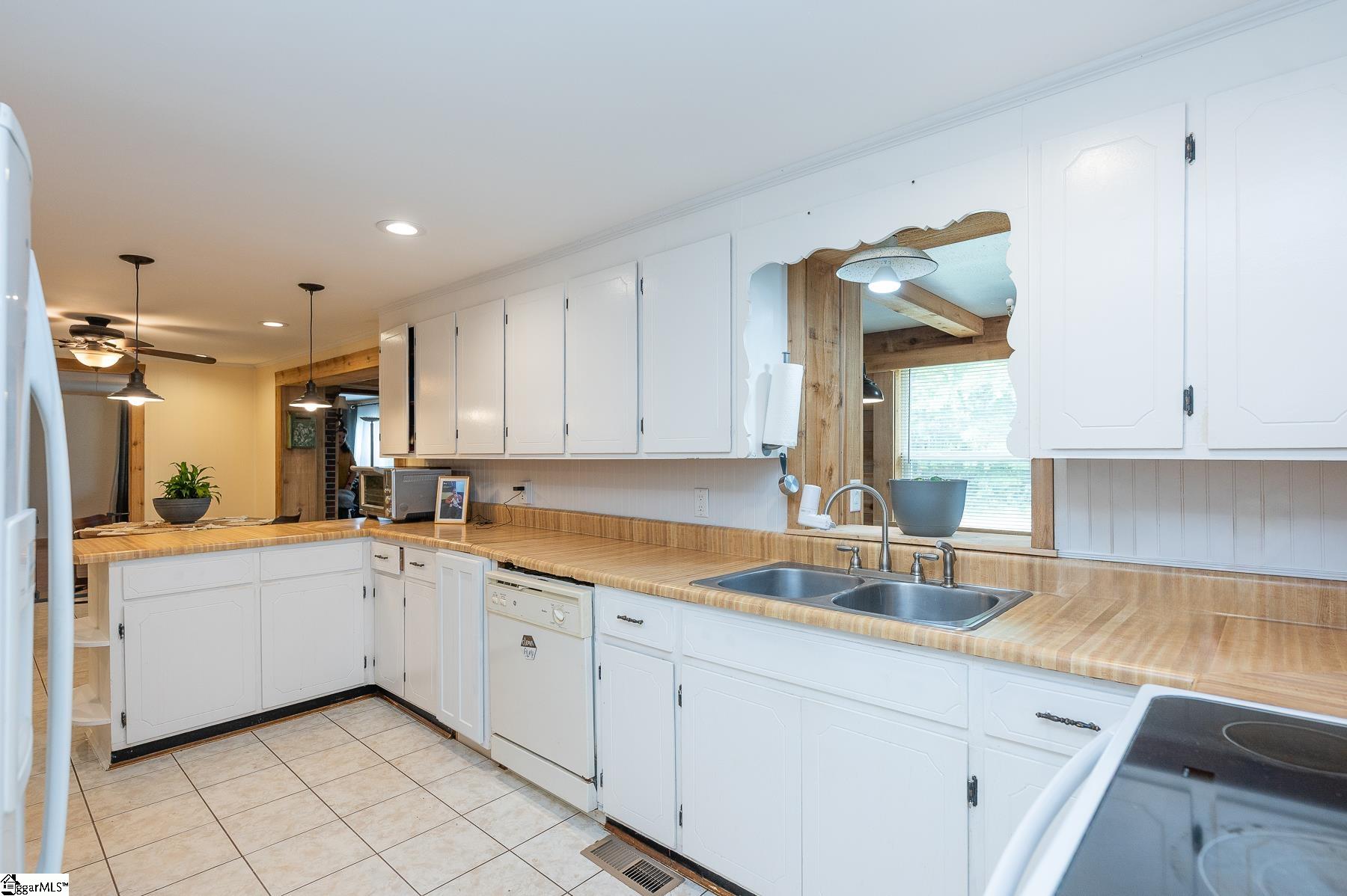 1112 Old Gunter Road Piedmont, SC 29673 - Photo 10 of 29