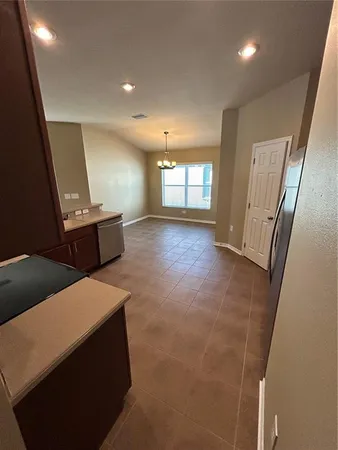 $2,400 | 11543 Tangle Creek Boulevard, Gibsonton, FL 33534