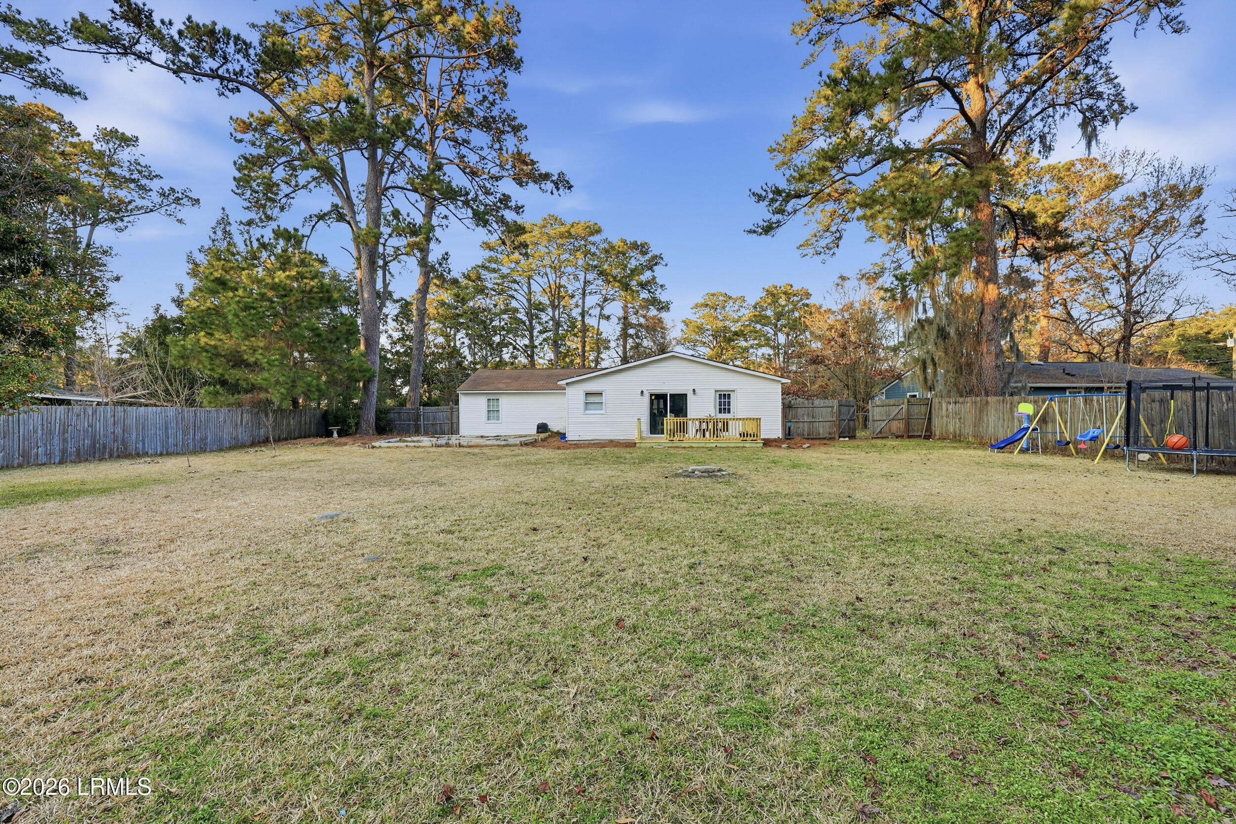 2408 State Rd S-7-386 Beaufort, SC 29902 - Photo 33 of 36 9_ru4a1272