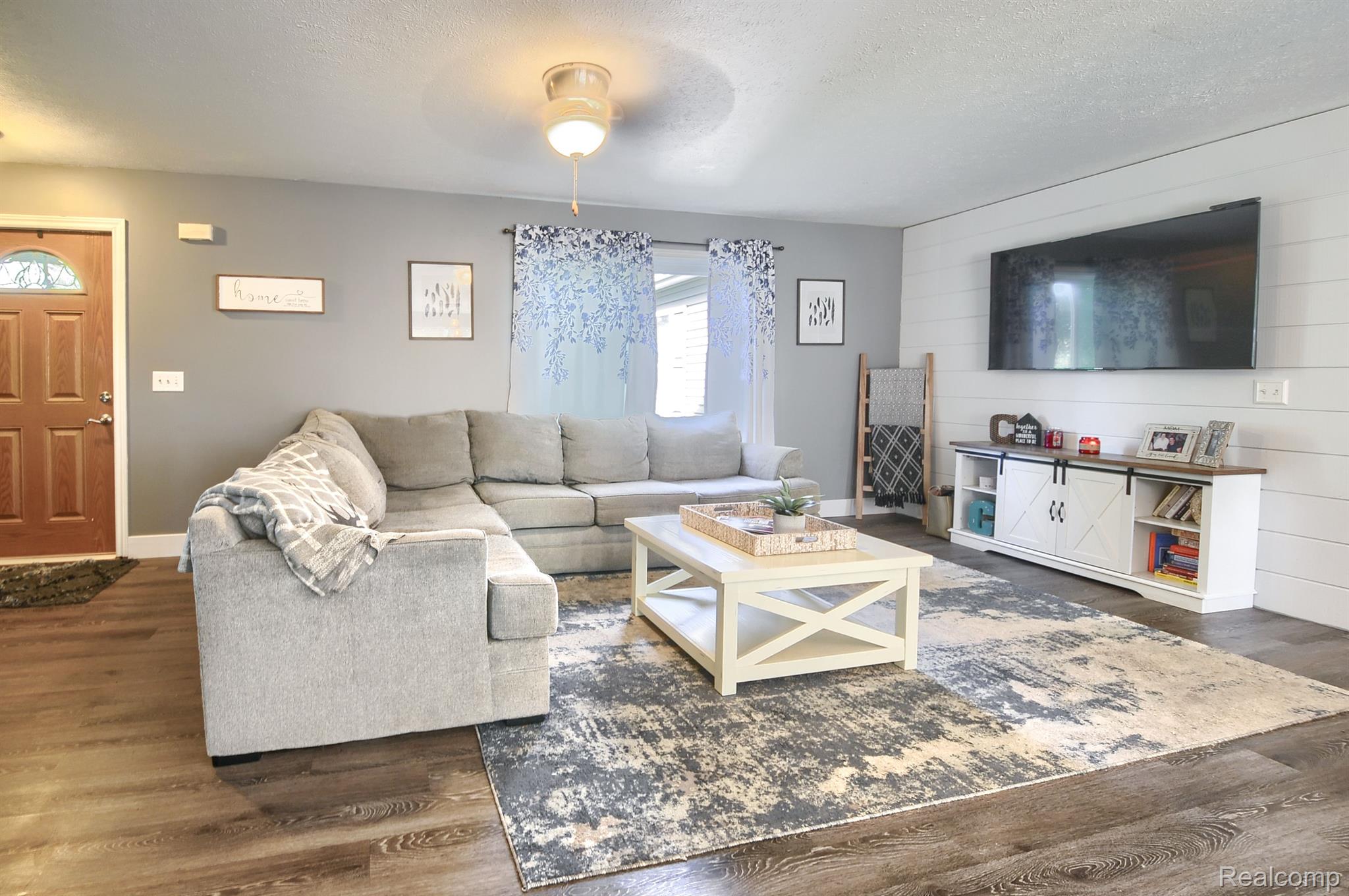 5986 Fish Lake Road North Branch, MI 48461 - Photo 6 of 30 Gallery Image 6