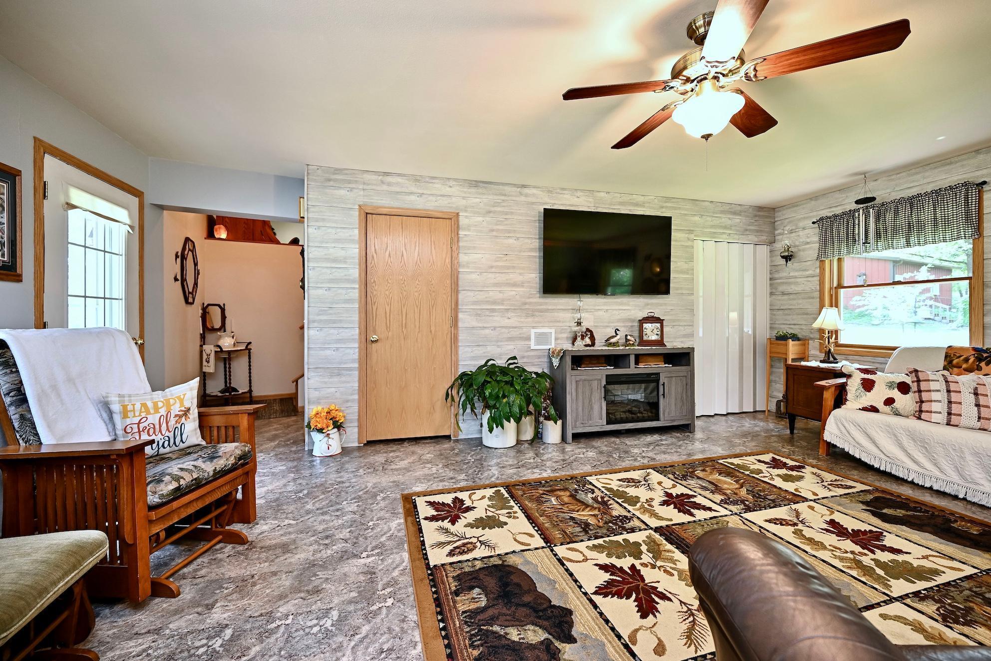 67845 151st Avenue Wabasha, MN 55981 - Photo 4 of 30