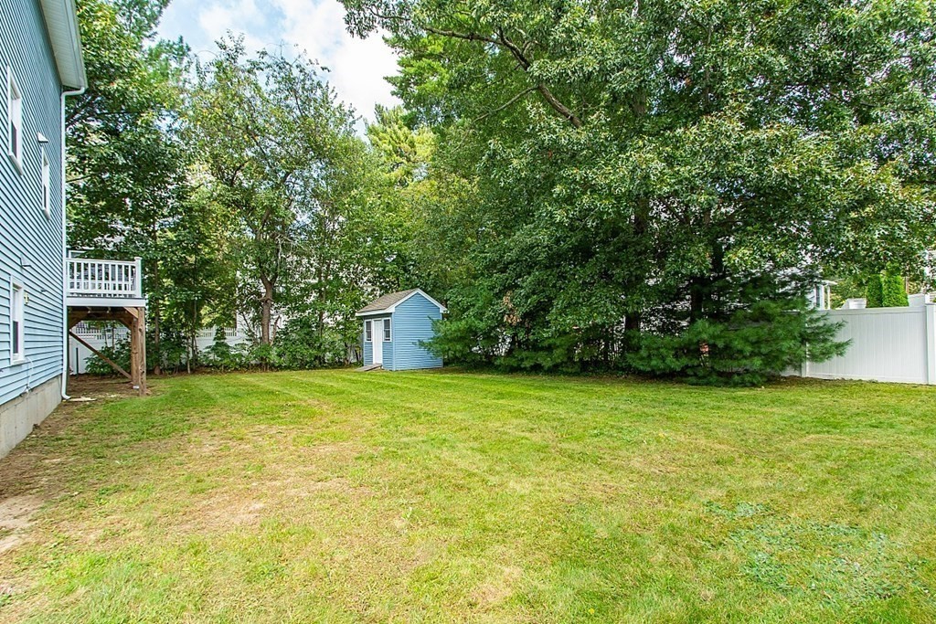 18 Cedarwood Road Billerica, MA 01821 - Photo 41 of 42 Gallery Image 41