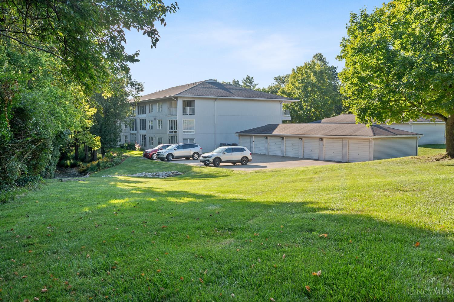 7630 Cheviot Road, Unit 107 Cincinnati, OH 45247 - Photo 31 of 34