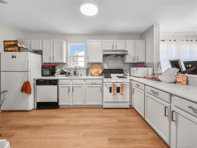 $3,200 | 50 Lois Lane, Monroe, NY 10950