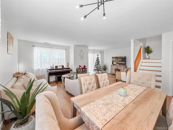 $3,200 | 50 Lois Lane, Monroe, NY 10950