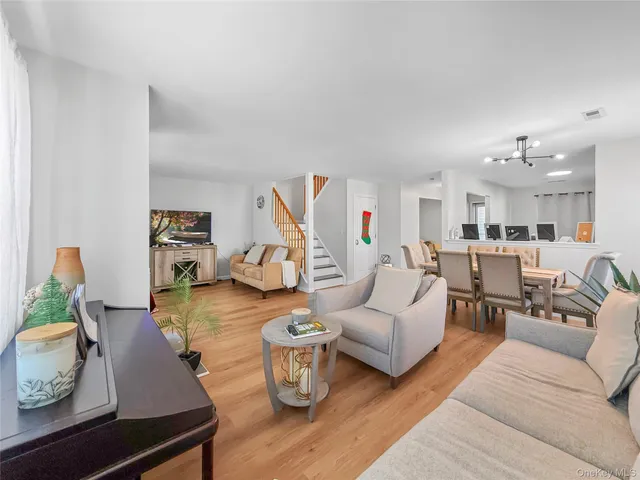 $3,200 | 50 Lois Lane, Monroe, NY 10950