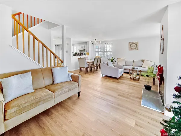 $3,200 | 50 Lois Lane, Monroe, NY 10950