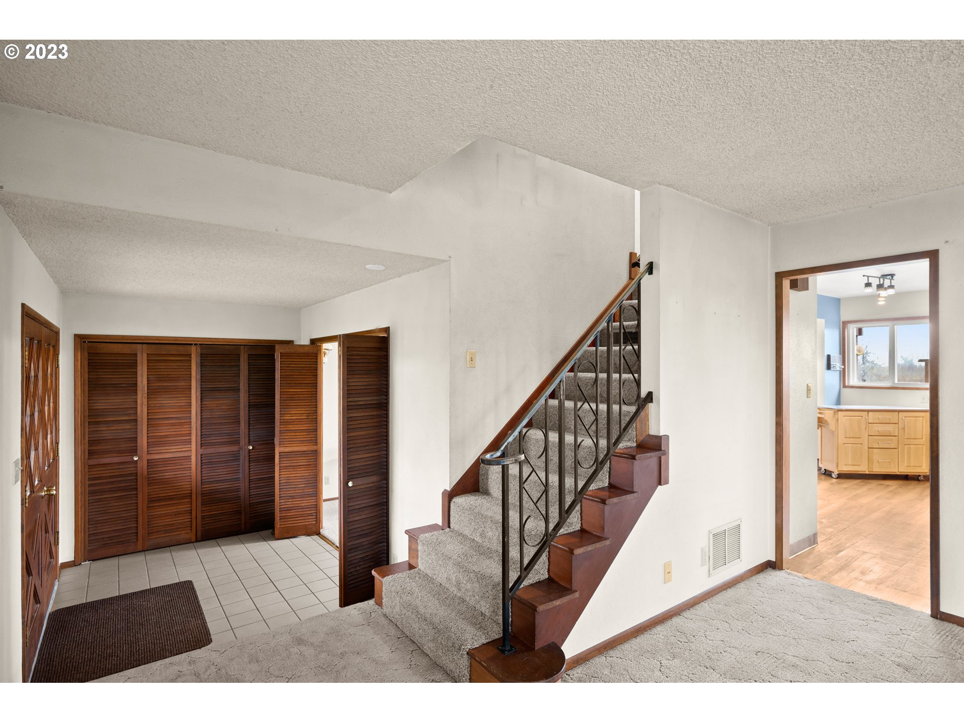 1934 Southwest Stringtown Road Forest Grove, OR 97116 - Photo 10 of 29 a view of an entryway with wooden floor