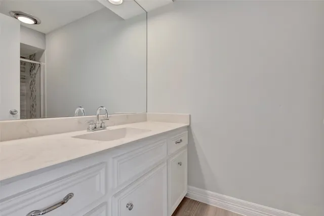 $697,500 | 1251 Trace Drive, Houston, TX 77077