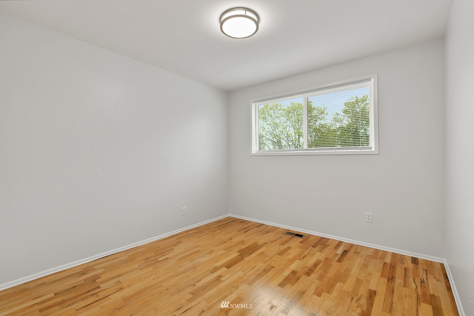 3521 Shattuck Avenue South Renton, WA 98055 - Photo 13 of 29 Gallery Image 13